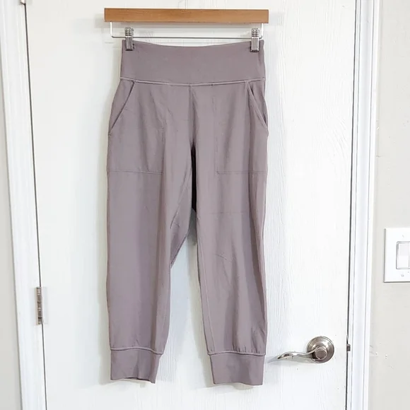 Lululemon athletica Align Jogger Crop 23" - Picture 6 of 12